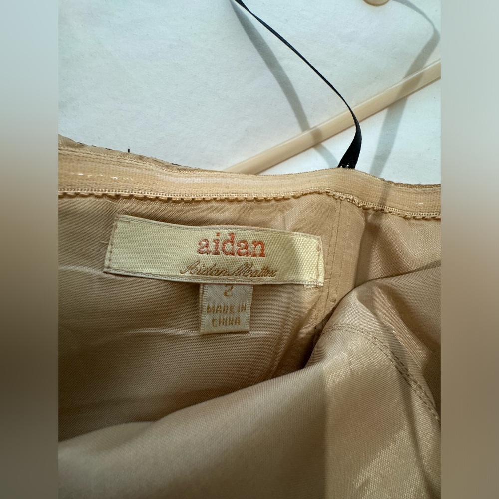 Dress - Picture 3 of 5